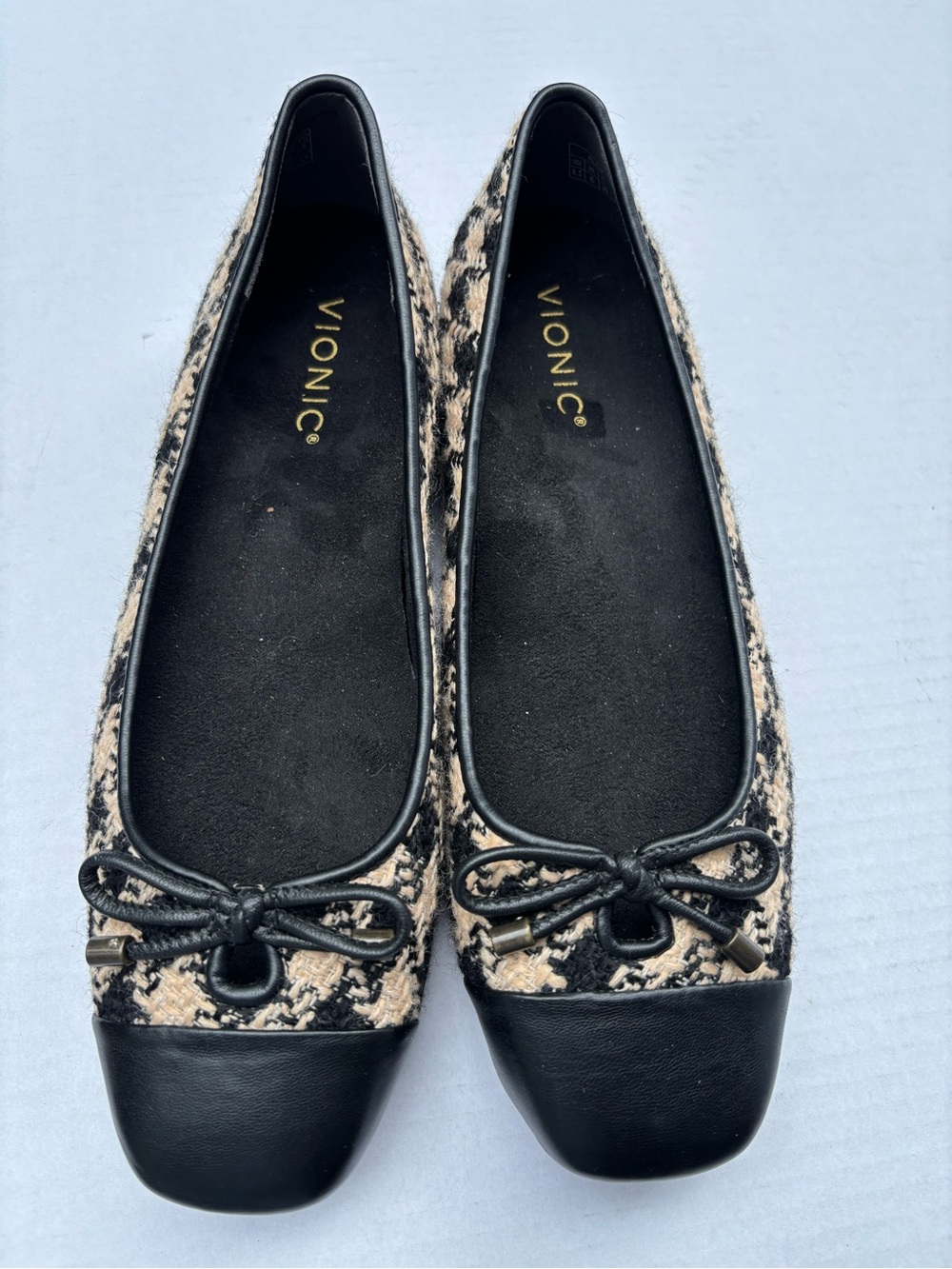 Vionic Tweed Ballet Flats in Black and Beige Size 8.5